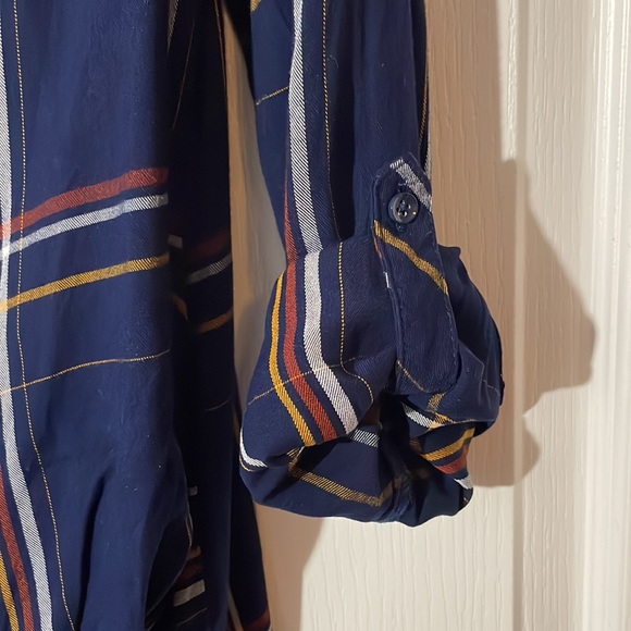 Reitmans - Plaid Shirt Dress with Front Tie
Color: Verona Blue - Picture 5 of 7